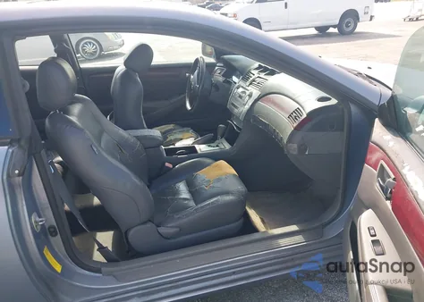 2004 Toyota Camry Solara Sle V6 z USA, uszkodzony, nr VIN 4T1CA38P04U015556